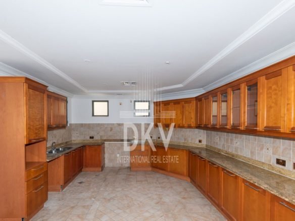 5 Bedroom Garden Home Villa for Rent in Palm Jumeirah