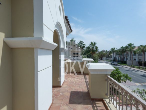 5 Bedroom Garden Home Villa for Rent in Palm Jumeirah