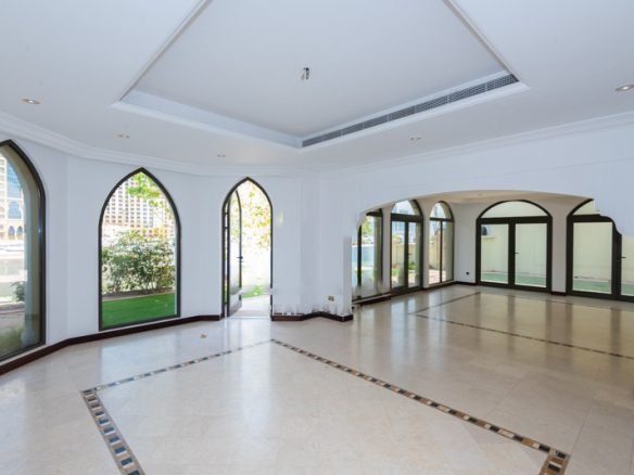 5 Bedroom Garden Home Villa for Rent in Palm Jumeirah