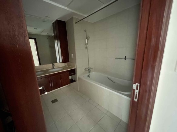 2 bedroom apartment for Sale in downtown dubai |Mid-Floor Unit