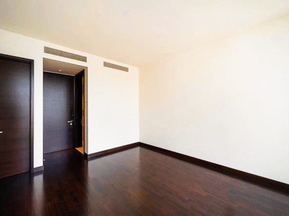 Burj Khalifa apartment for rent with panoramic views