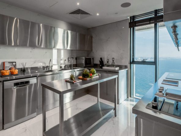 Bluewaters penthouse for sale with sea and Palm view from terrace