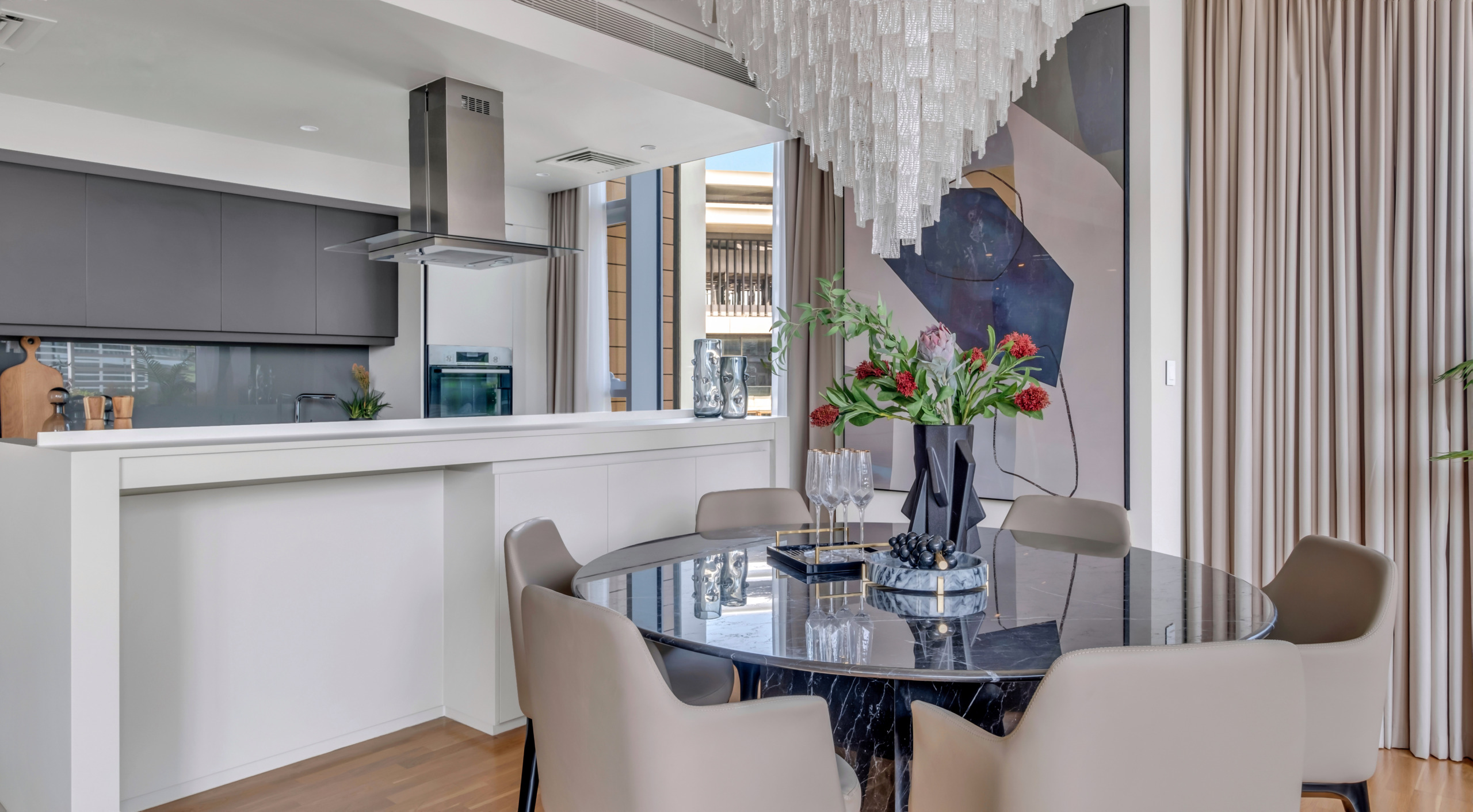 3 bedroom Bluewaters flat with panoramic Ain Dubai views