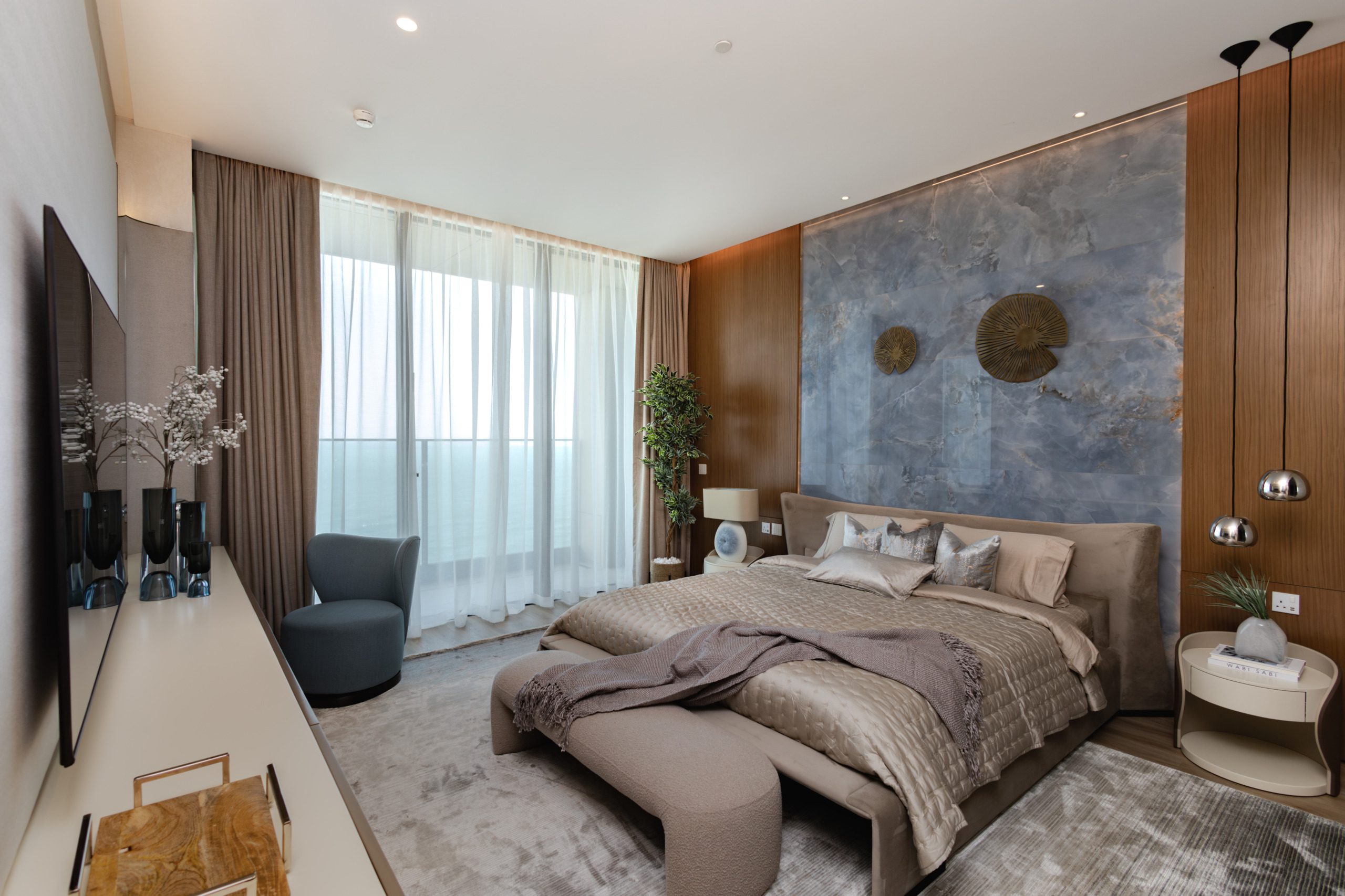 2 Bedroom Apartment for Sale at The Royal Atlantis with Sea View – Fully Furnished Luxury Residence
