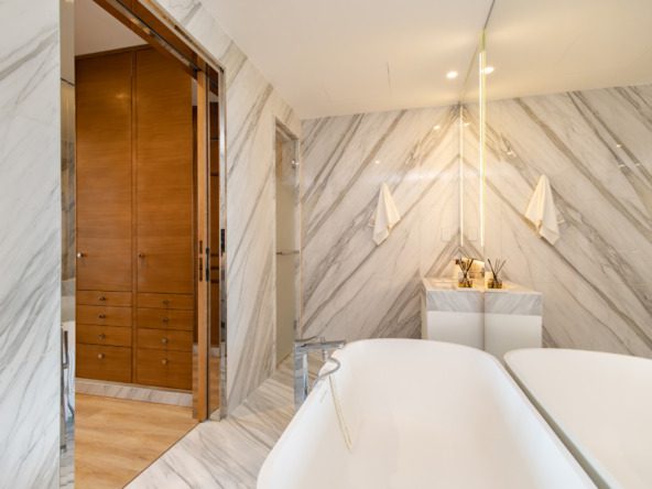 2 Bedroom Apartment for Sale at The Royal Atlantis with Sea View – Fully Furnished Luxury Residence