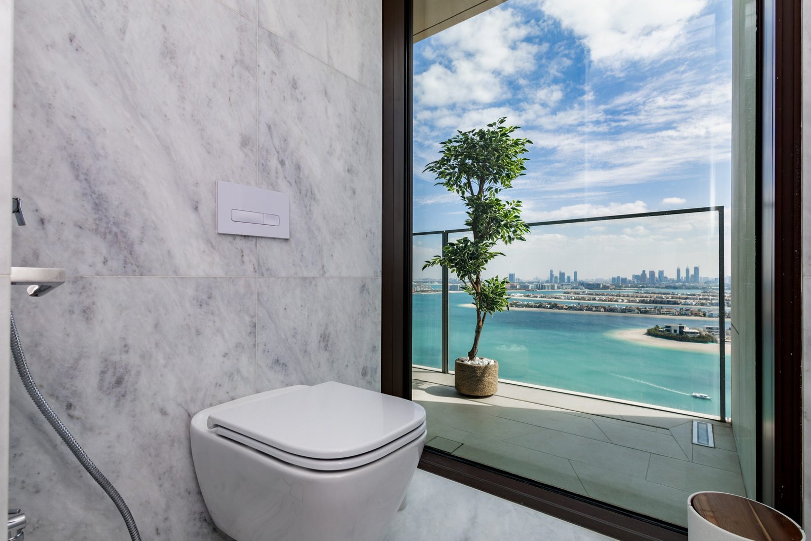 3 Bedroom Apartment Royal Atlantis Palm View Sea View Luxury Interior