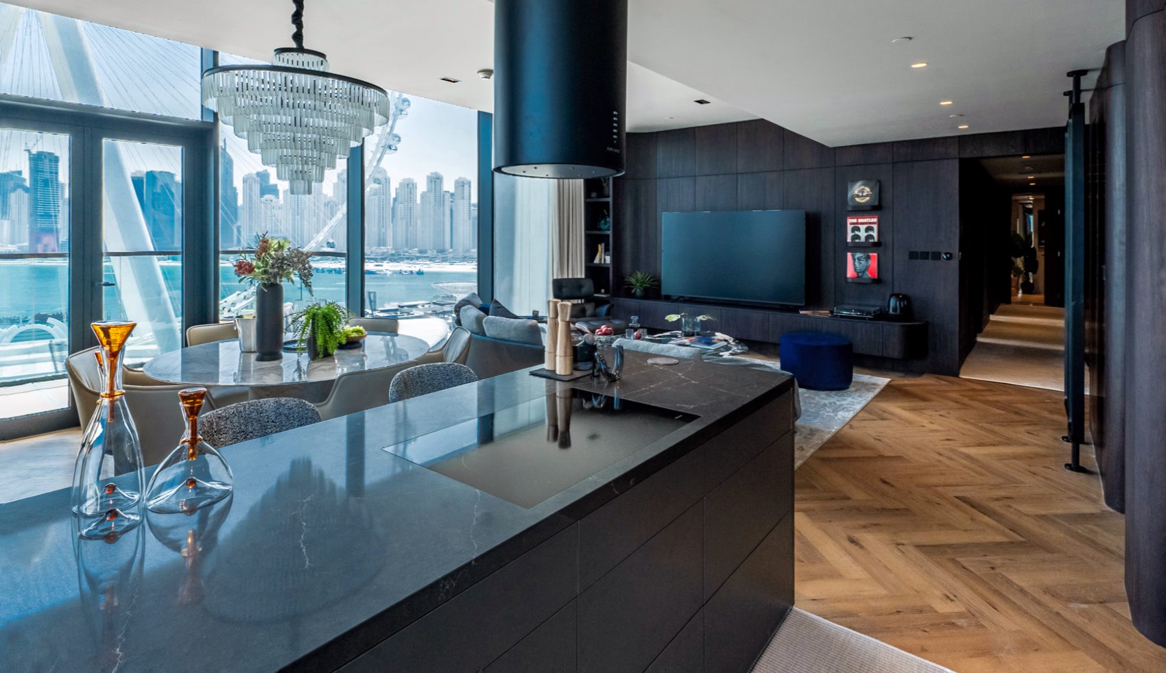 3 bedroom apartment Bluewaters with panoramic Palm and Ain Dubai views