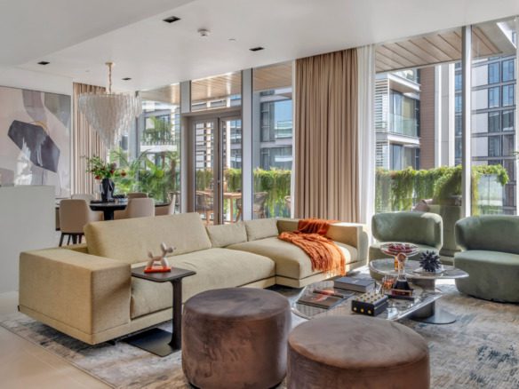 3 bedroom Bluewaters flat with panoramic Ain Dubai views