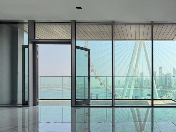 2 bedroom sea view apartment in Bluewaters Dubai