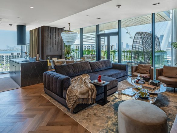 2 bedroom Bluewaters apartment with sea and Ain Dubai views