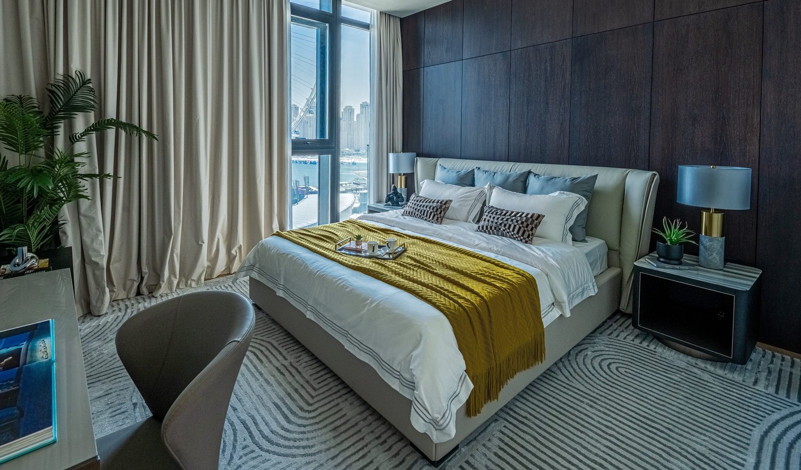 3 bedroom apartment Bluewaters with panoramic Palm and Ain Dubai views