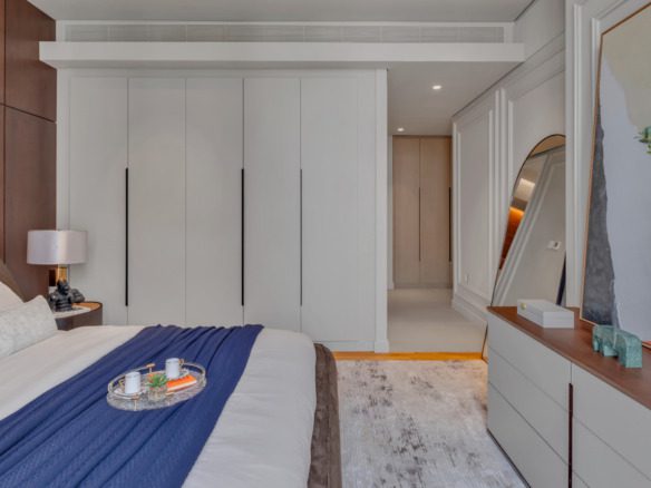 3 bedroom Bluewaters flat with panoramic Ain Dubai views