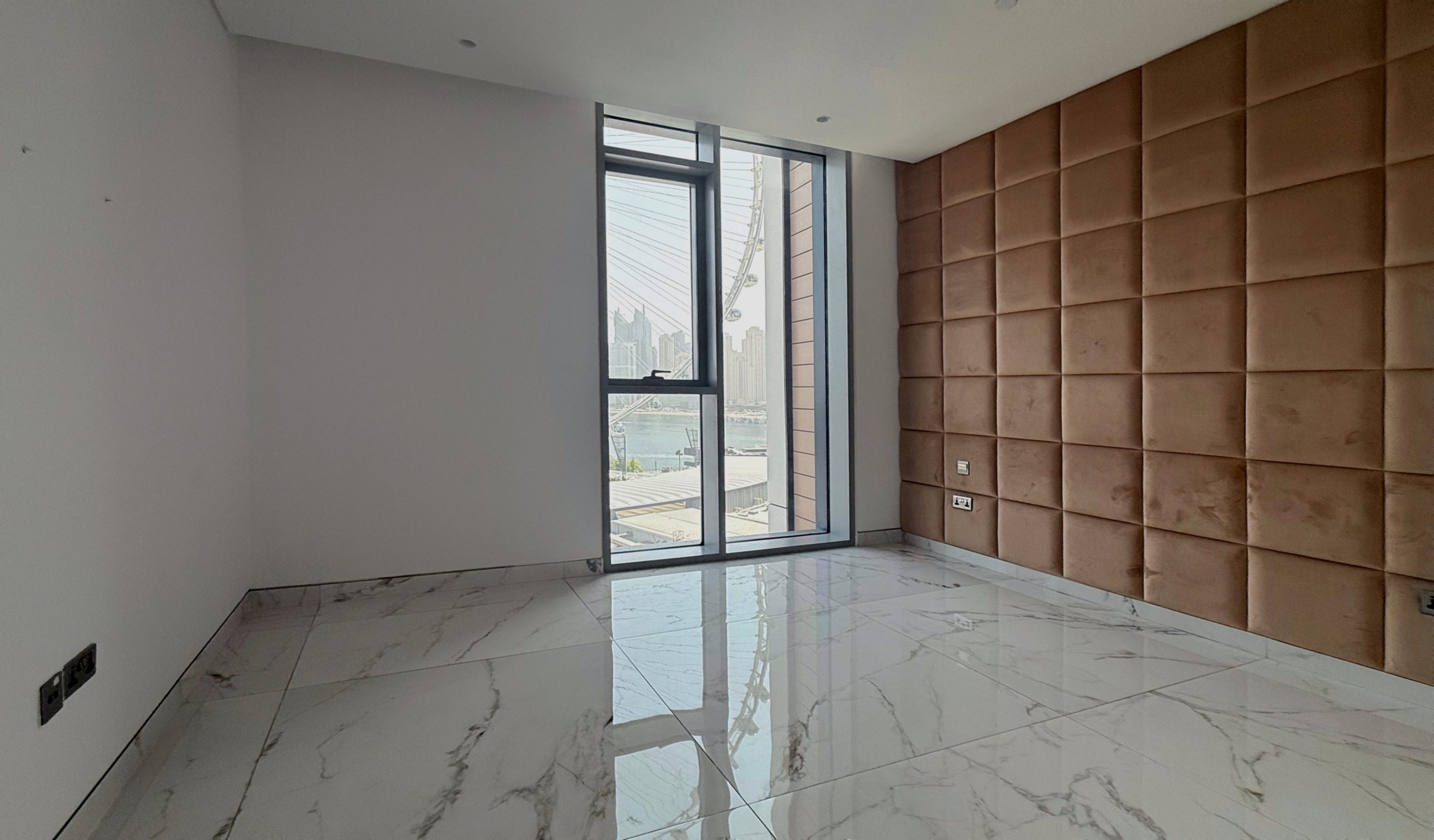 2 bedroom sea view apartment in Bluewaters Dubai