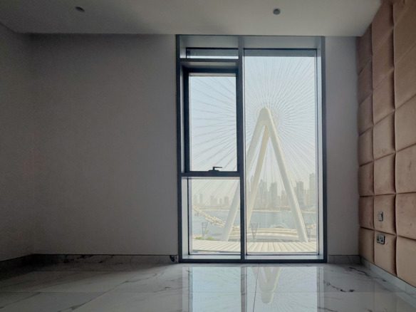 2 bedroom sea view apartment in Bluewaters Dubai
