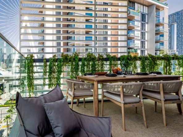 2 bedroom Bluewaters apartment with sea and Ain Dubai views