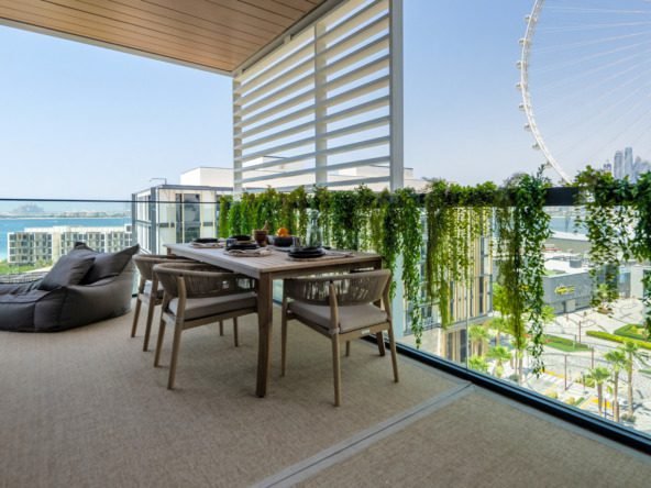 2 bedroom Bluewaters apartment with sea and Ain Dubai views