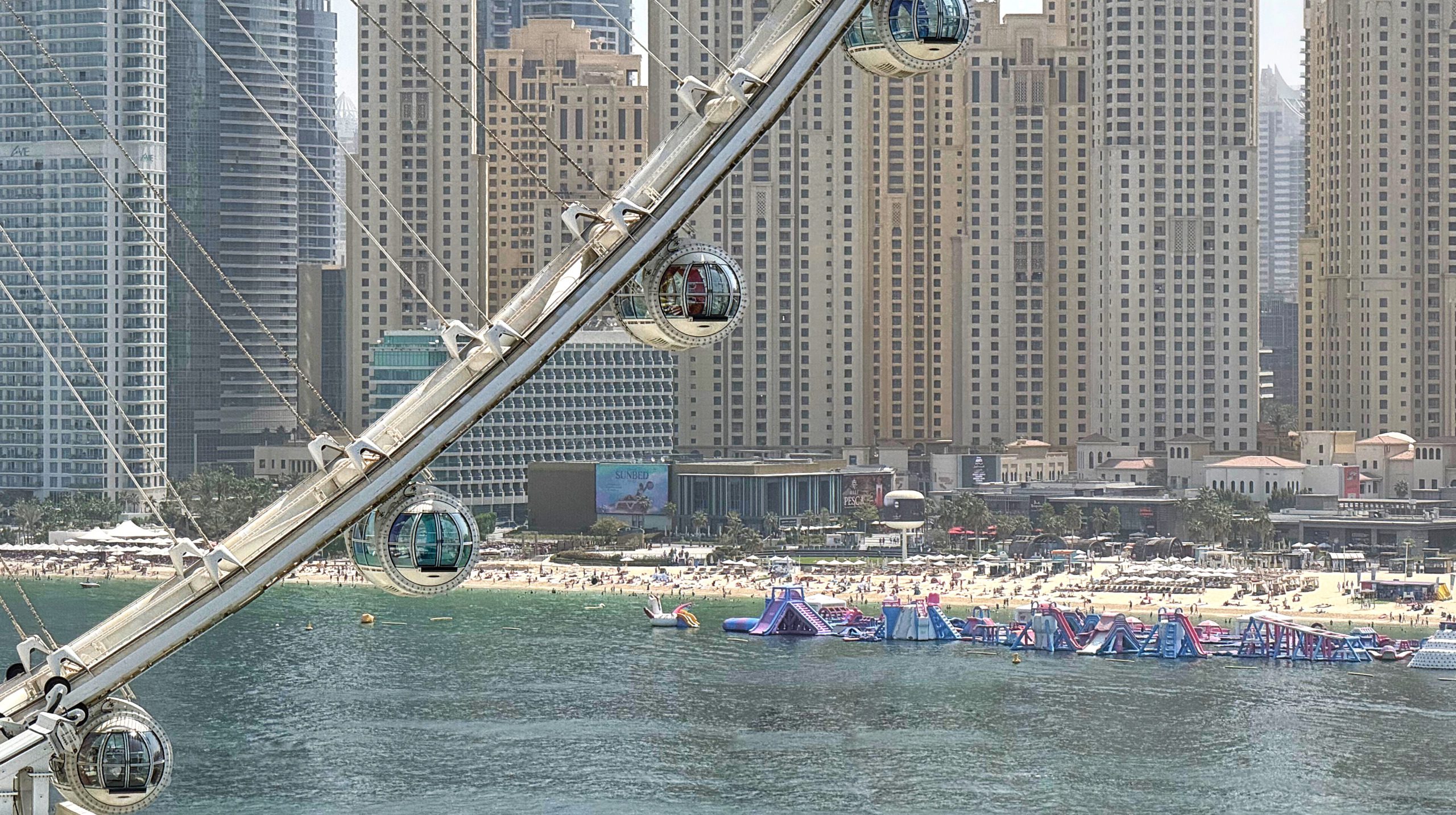 2 bedroom sea view apartment in Bluewaters Dubai