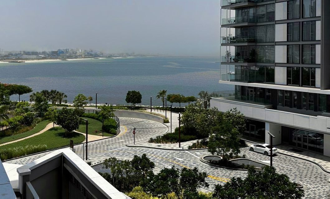 Bluewaters 1 bedroom apartment with garden and sea view terrace