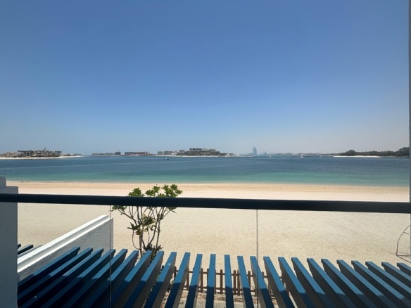 Palma Residences villa rent with sea view and private beach