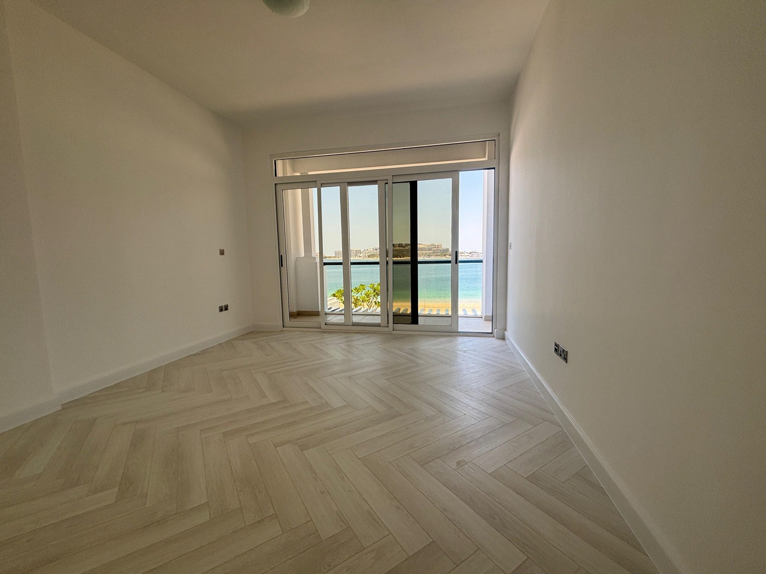 Palma Residences villa rent with sea view and private beach