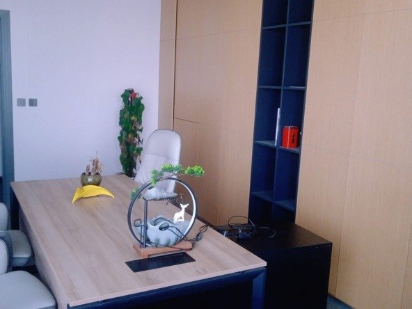 Fairmont Hotel office space for rent in Sheikh Zayed Road, Dubai