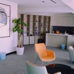 Fairmont Hotel Office for Rent – Fully Furnished with Sea & Palm Views