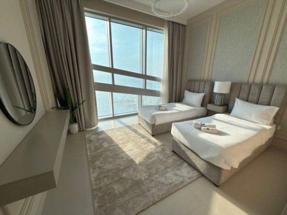 Grand Dubai Creek Harbour 3-bedroom apartment with Burj view