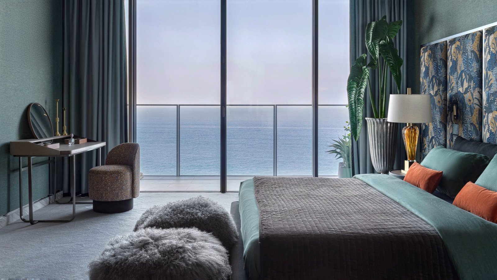 2 bedroom for rent in Royal Atlantis Palm Jumeirah with sea view