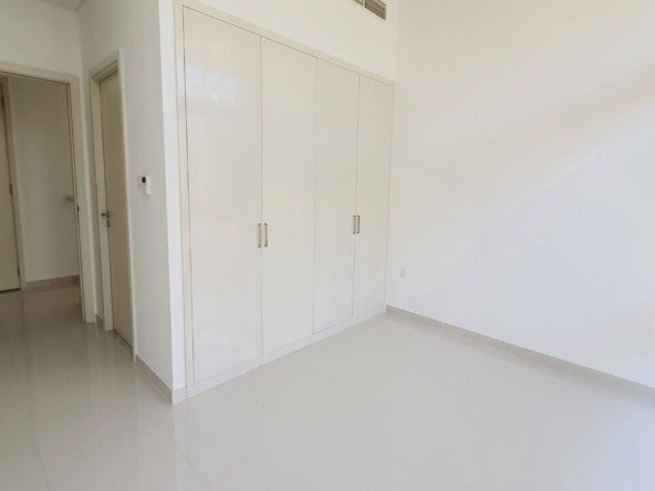 Upgraded 3 bedroom townhouse for rent in Damac Hills with garden and golf view