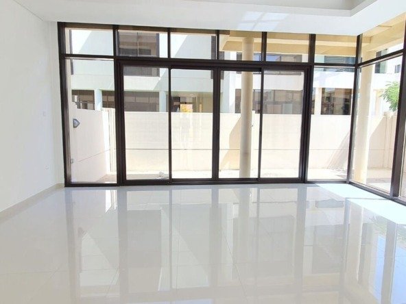 Upgraded 3 bedroom townhouse for rent in Damac Hills with garden and golf view