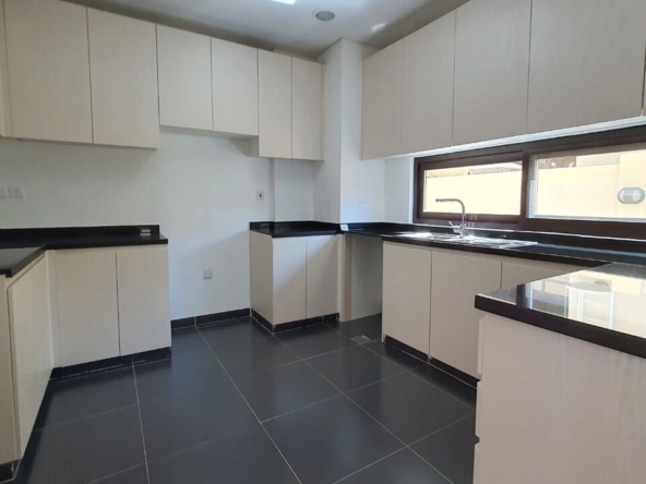 Upgraded 3 bedroom townhouse for rent in Damac Hills with garden and golf view