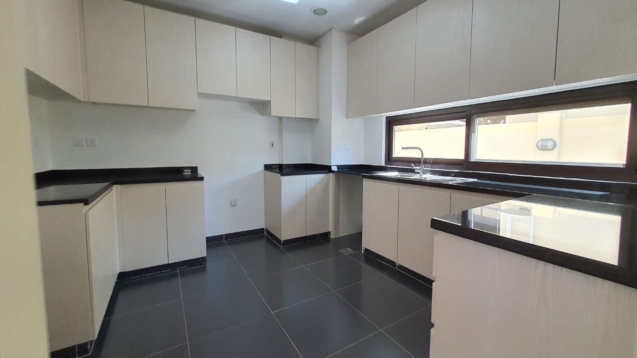 Upgraded 3 bedroom townhouse for rent in Damac Hills with garden and golf view