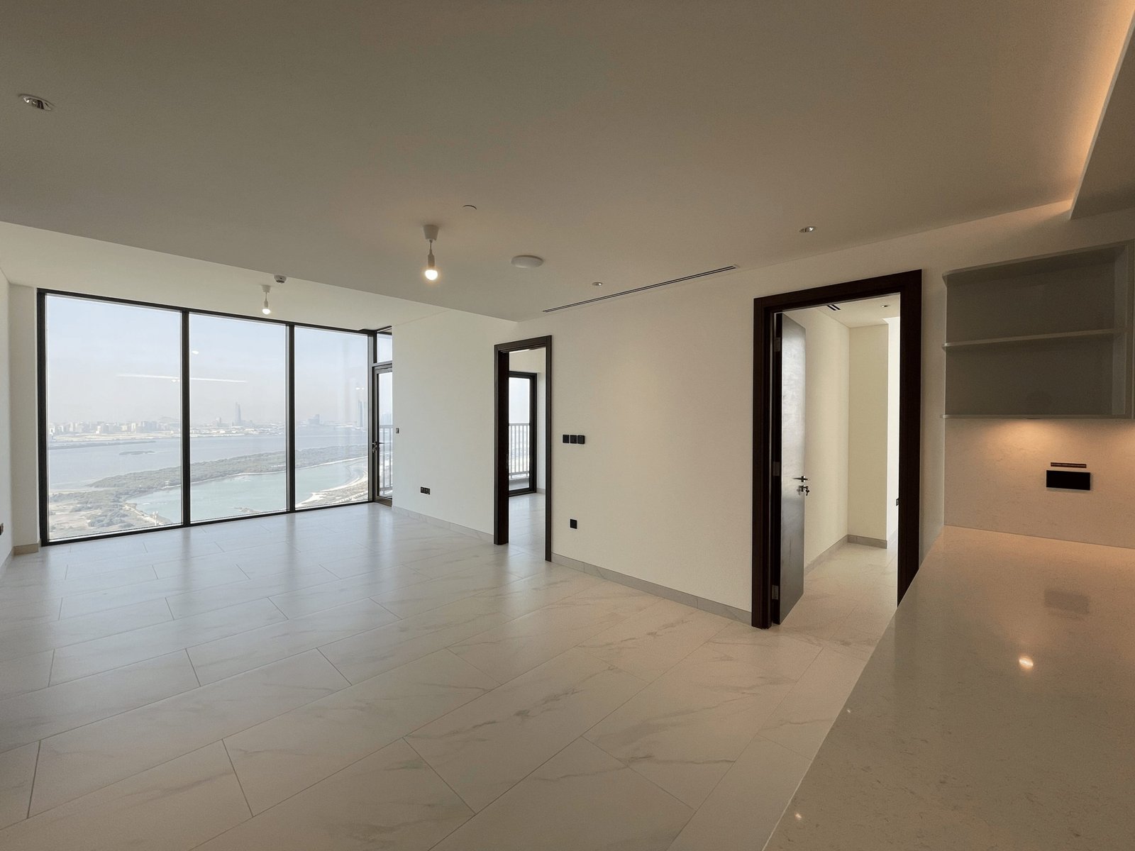 3 bedroom apartment The Crest with sanctuary and skyline view
