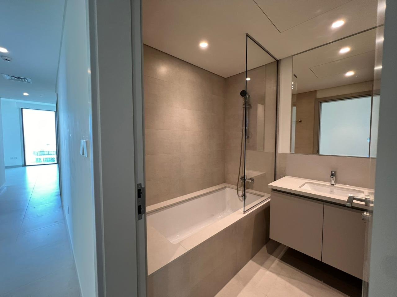 3 bedroom apartment Creek Palace with Burj Khalifa view