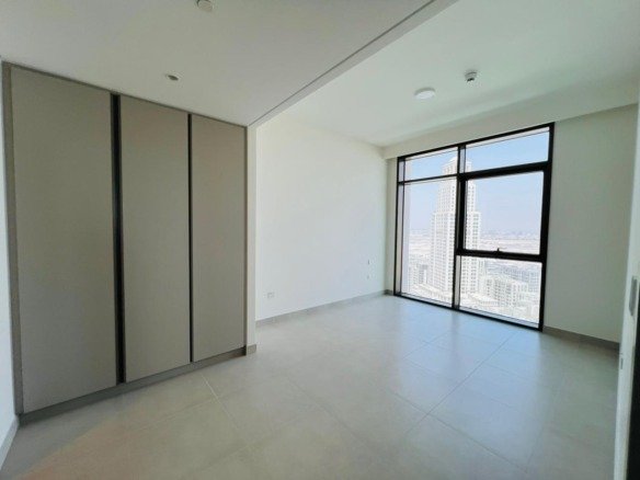 3 bedroom apartment Creek Palace with Burj Khalifa view
