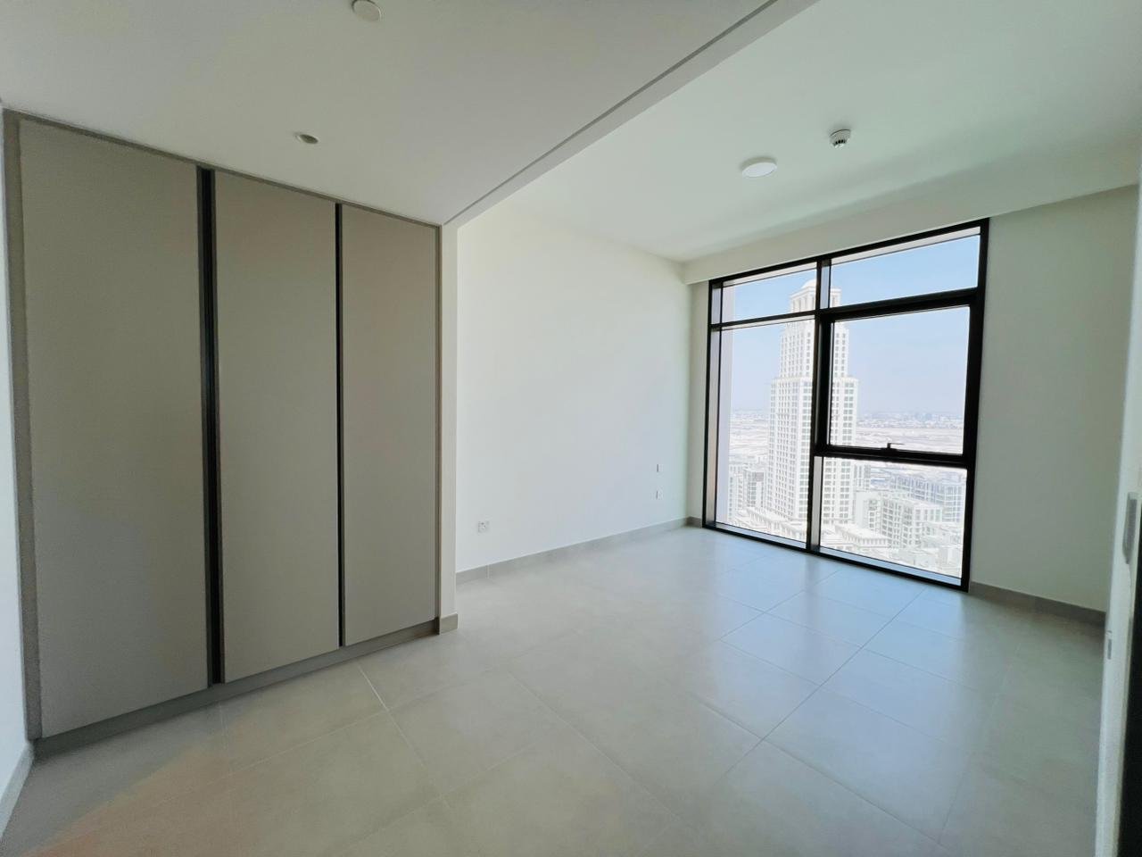 3 bedroom apartment Creek Palace with Burj Khalifa view