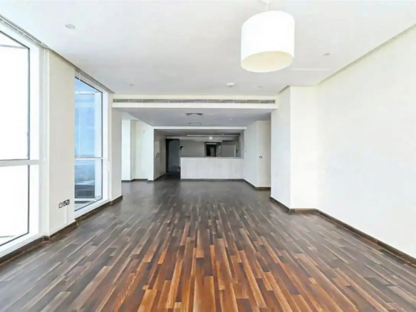 23 Marina Dubai Marina – 4-bedroom duplex penthouse with sea view for rent