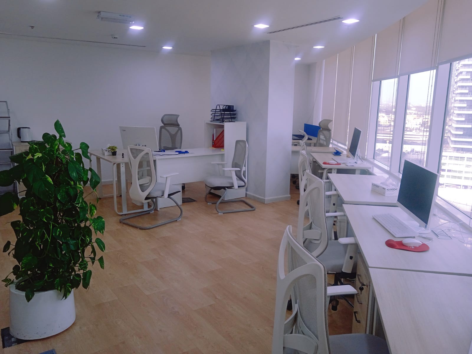 office for rent in Empire Heights – furnished canal view office in Business Bay Dubai