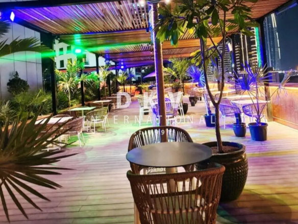 M Hotel Downtown lounge for rent – 5,678 sqft indoor/outdoor canal-view venue in Business Bay