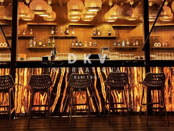 M Hotel Downtown lounge for rent – 5,678 sqft indoor/outdoor canal-view venue in Business Bay