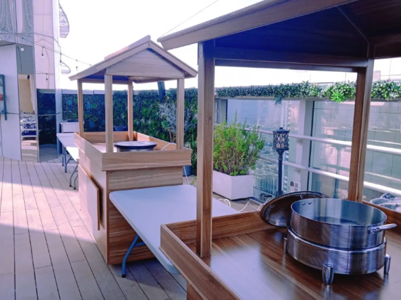 Carlton Downtown Rooftop – open-air lounge with 360° Downtown Dubai views