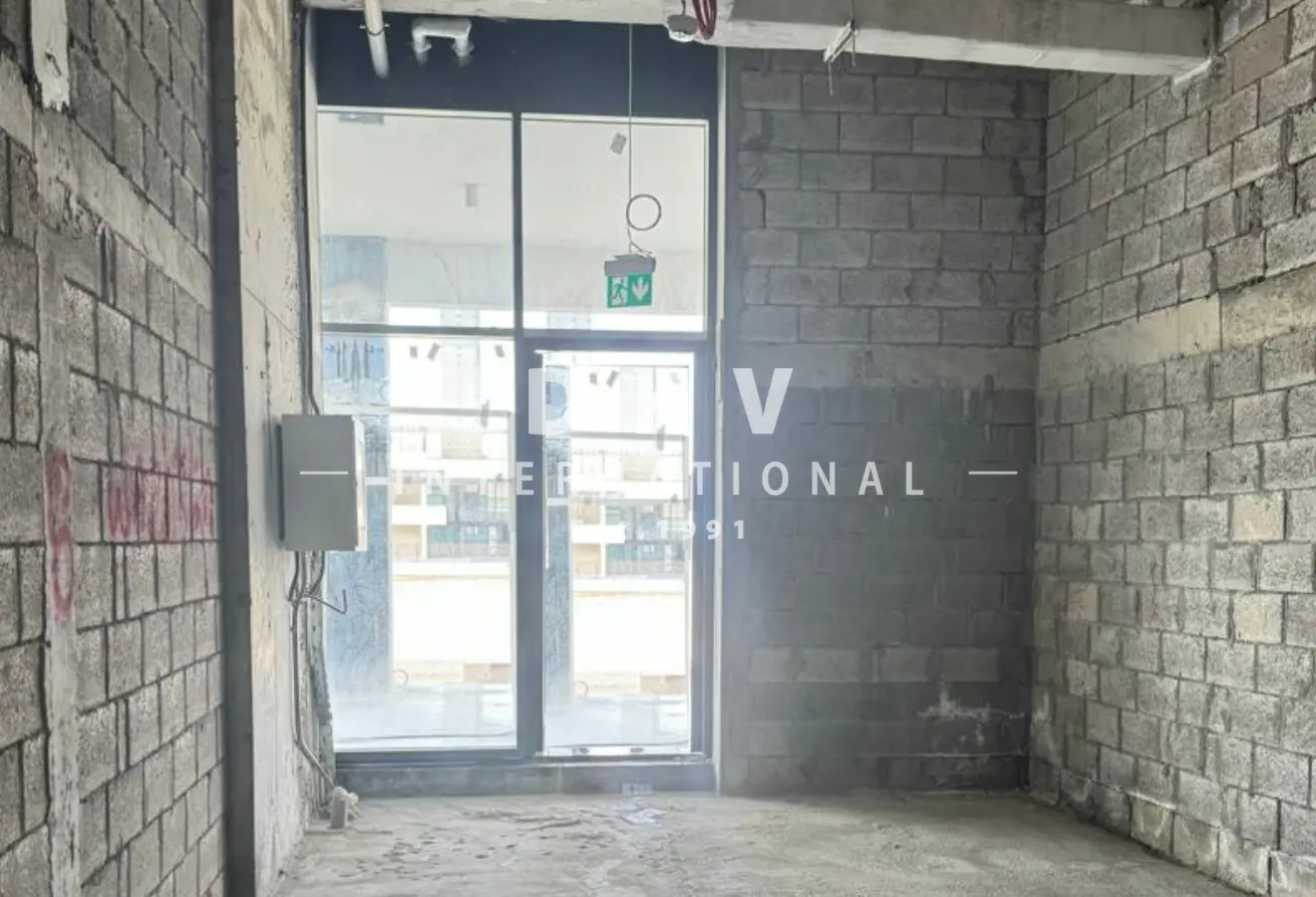 Azizi Riviera shop for rent – shell & core retail in Meydan One