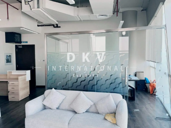 B2B Tower office for rent canal view 575 sqft Business Bay Dubai