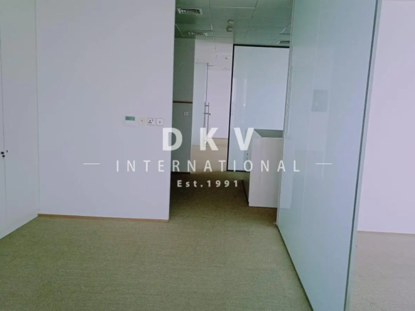 Ubora Tower 1 office for rent – 2,065 sqft canal-view workspace in Business Bay