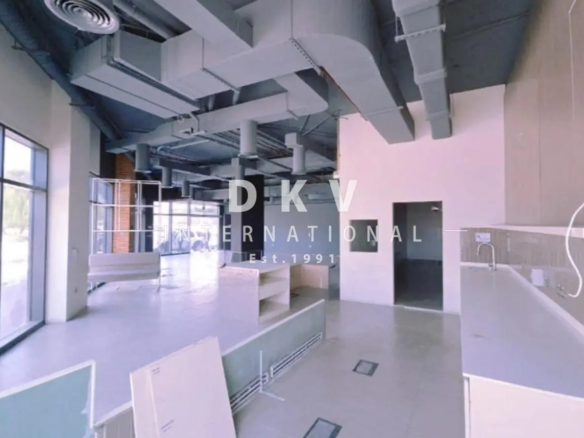 Jaddaf Views retail – 2,215 sqft front-entrance shop with 100 kW power in Al Jaddaf, Dubai